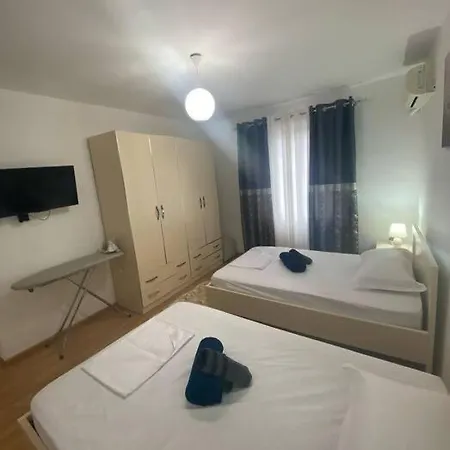 Cozy * Τίρανα